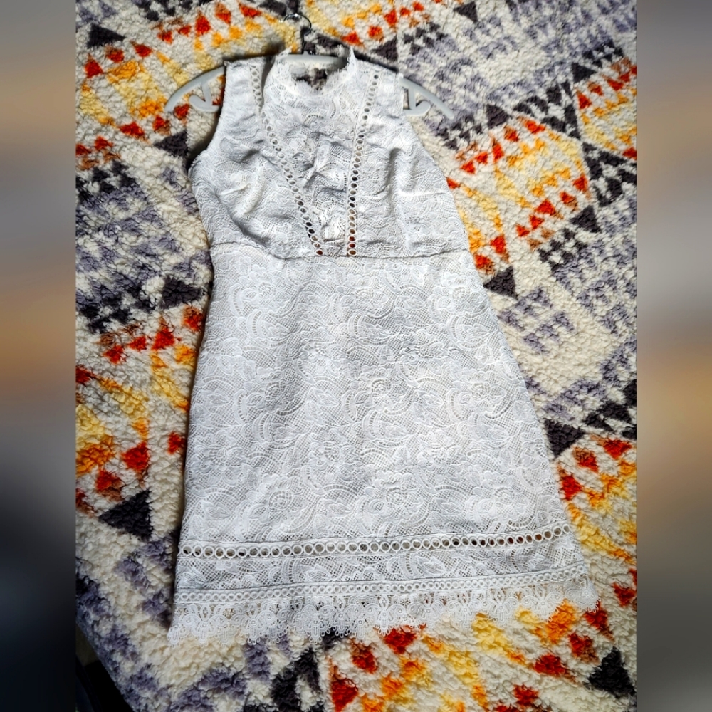 White laced dress